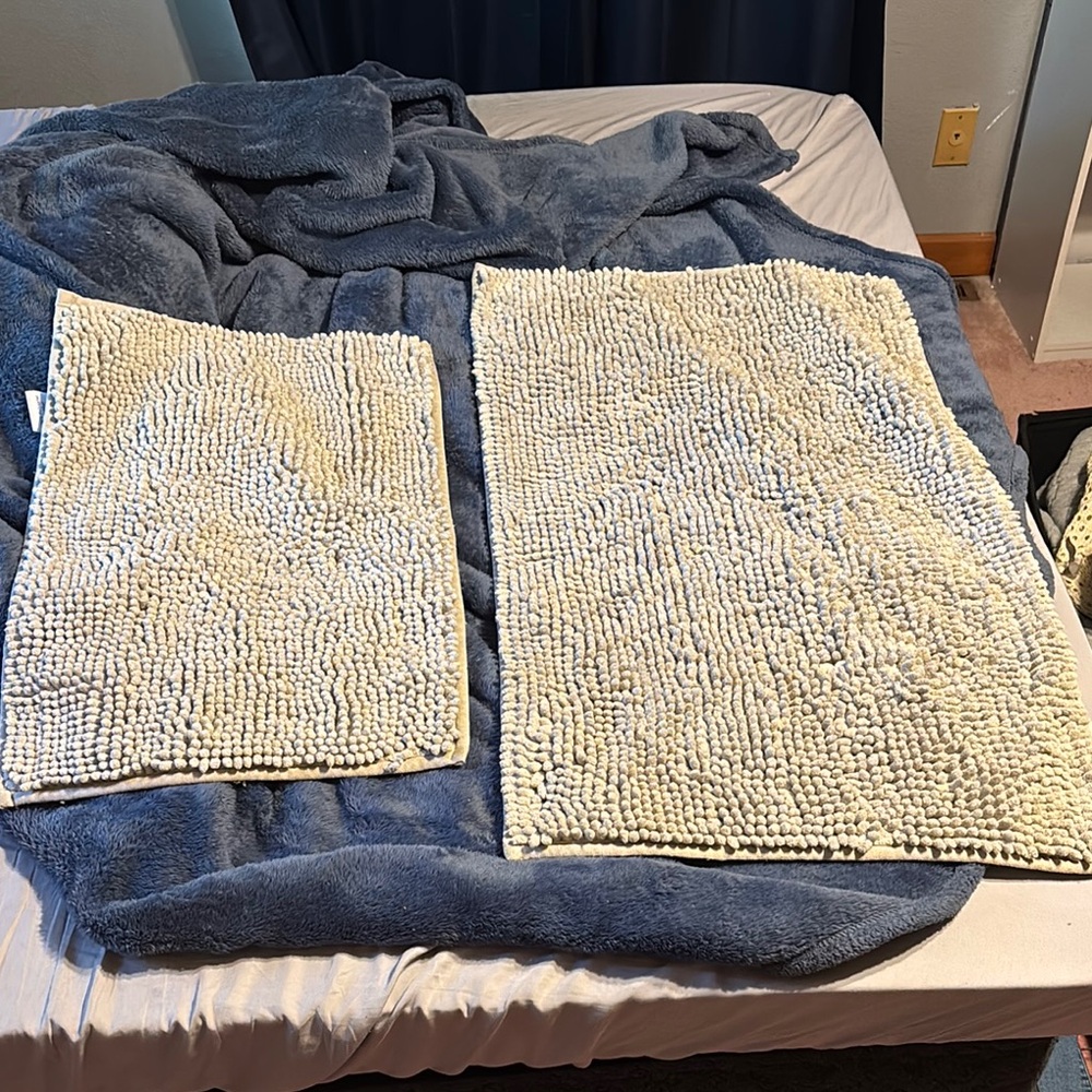 Grey Bath Mats